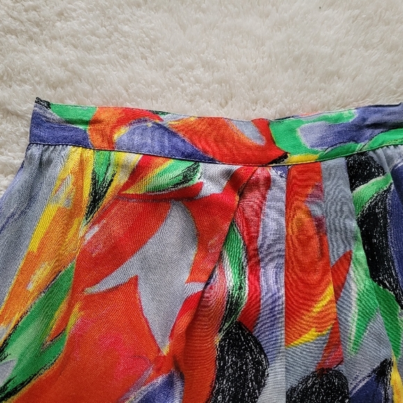 Colorful Floral Women's Skirt - Picture 3 of 6